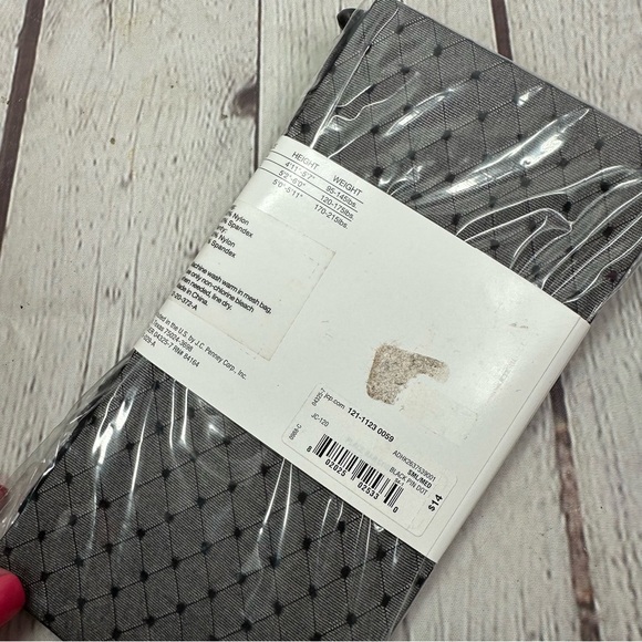 NWT Mixit Black and Gray Diamond pin dot sheet Tights sz S/M dead stock - Picture 3 of 6